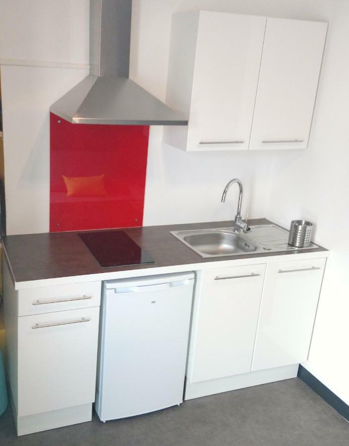 Agreable Appartement Proche Gare Libourne Exteriör bild